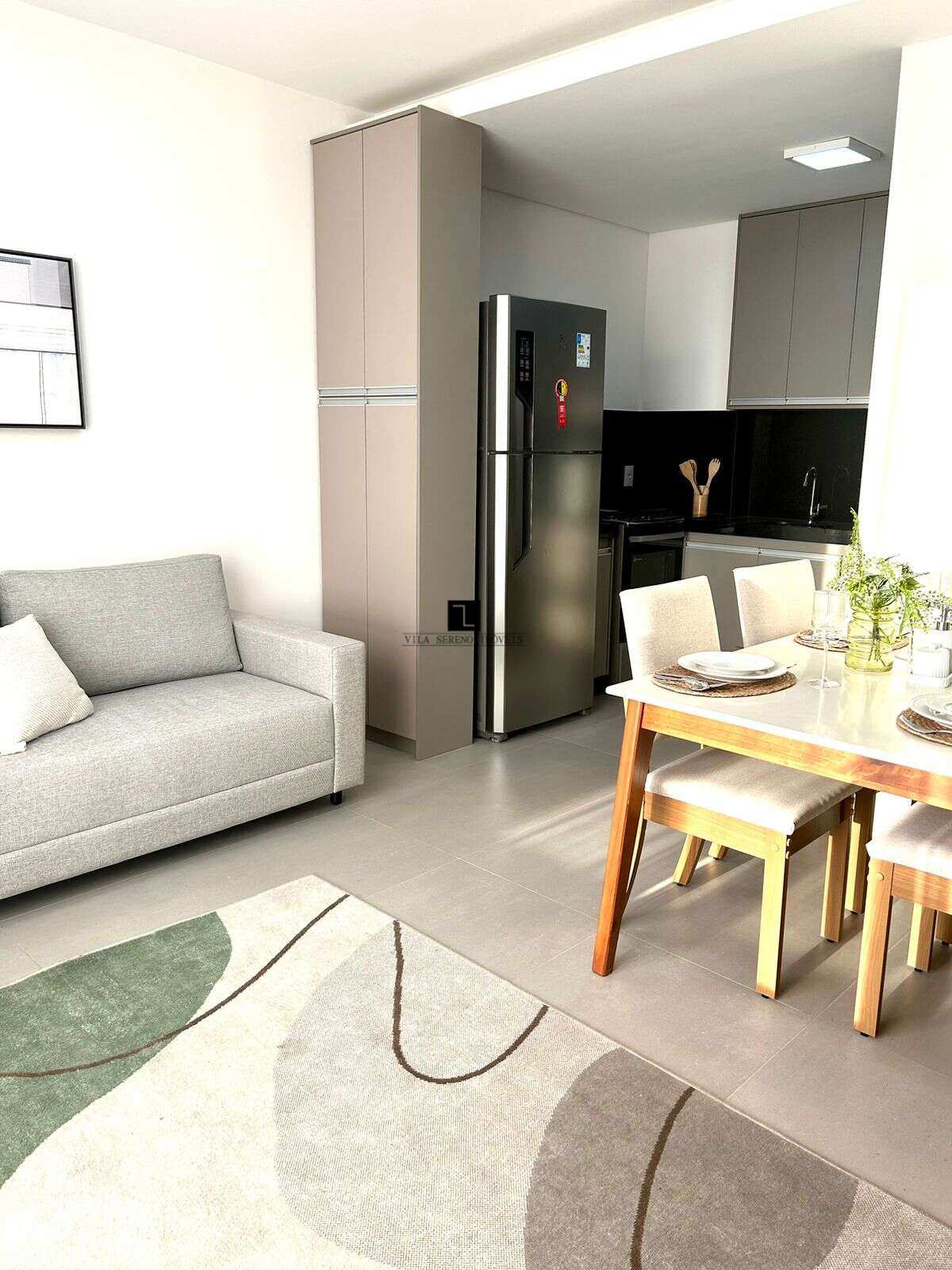 Apartamento 3 quartos à venda no bairro Santo Agostinho em Belo Horizonte MG. Apartamento linear com 3 quartos, sendo 1 suíte, sala de estar e jantar,