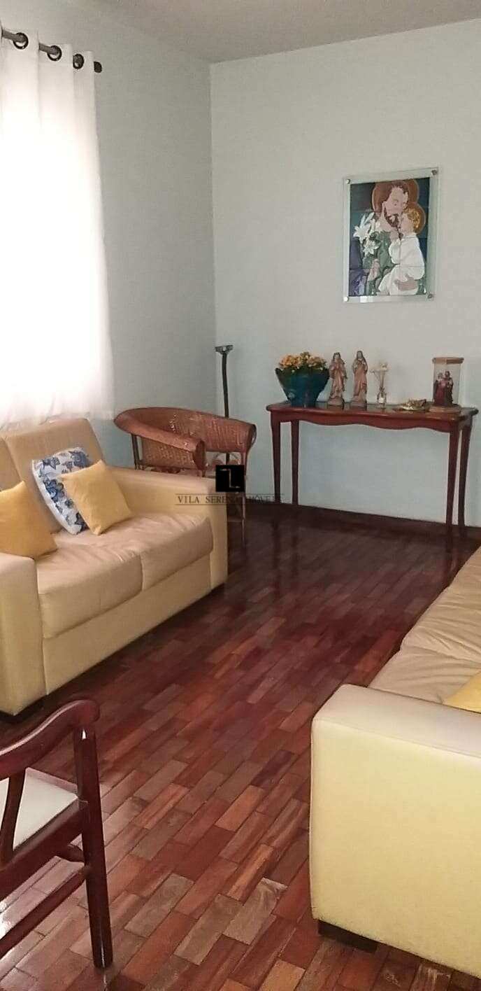 Apartamento 4 quartos à venda, 4 quartos, 1 suíte e 1 vaga, no Centro de Sete Lagoas/MG  Apartamento 4 quartos, sendo 1 suíte, sala para 2 ambientes,