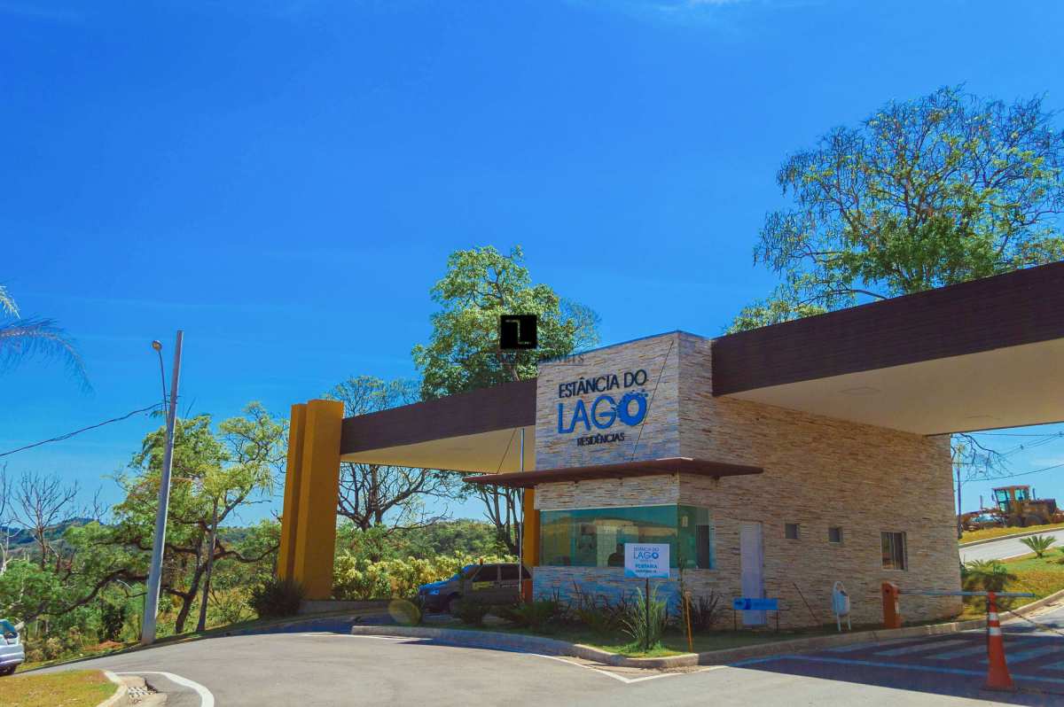 Lotes a venda em Condomínio Fechado, Estância do Lago em Contagem MG. Lotes á partir de 1.000 m² a venda no Condomínio Estância do Lago, lotes planos